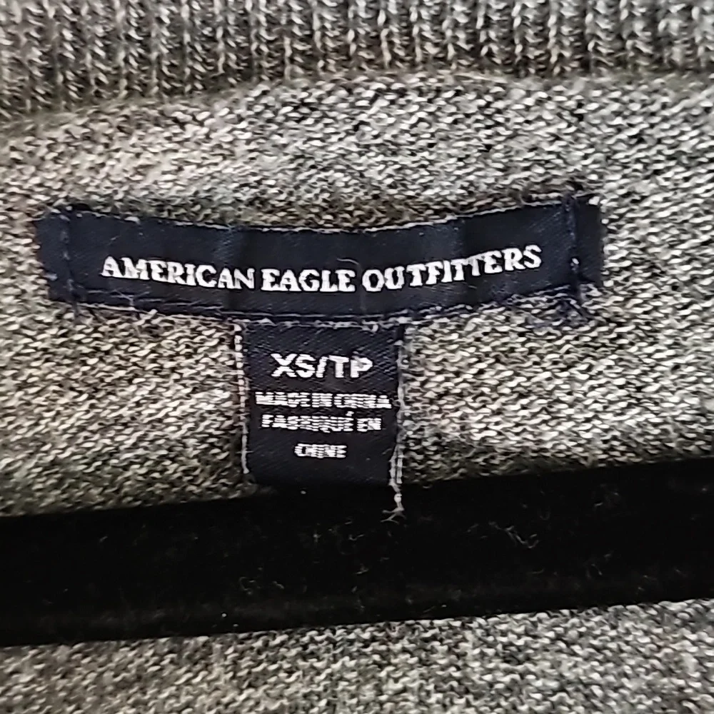 American Eagle Gray Thin Knit Oversized V-Neck Cotton Sweater